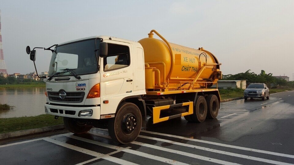 Xe hút hầm cầu chuyên dụng tại Đam Rông